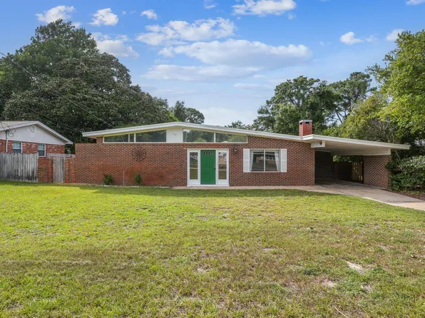 132 Walton Dr NE, Fort Walton Beach, FL 32548
