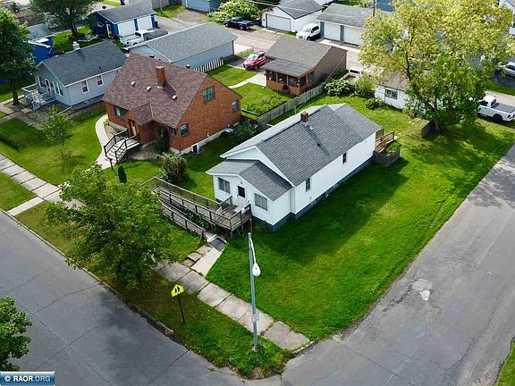 2nd image of 3001 4th Ave W