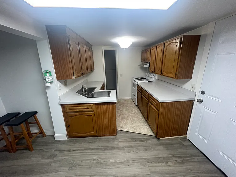 20 Latham Ct #20 — Photo 6