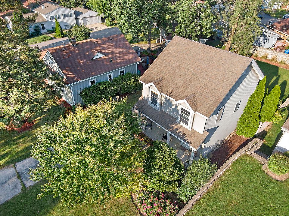 1st image of 26205 N Acorn Ln