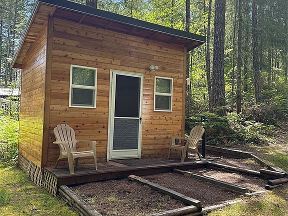 5th image of 21 N Wood Duck Court E