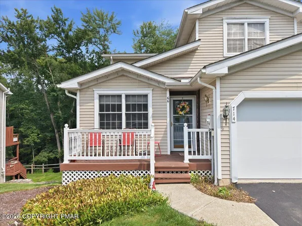 714 Garnet Ln, East Stroudsburg, PA 18301