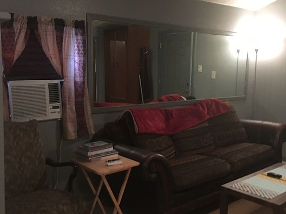 4th image of 612 W Hammond St