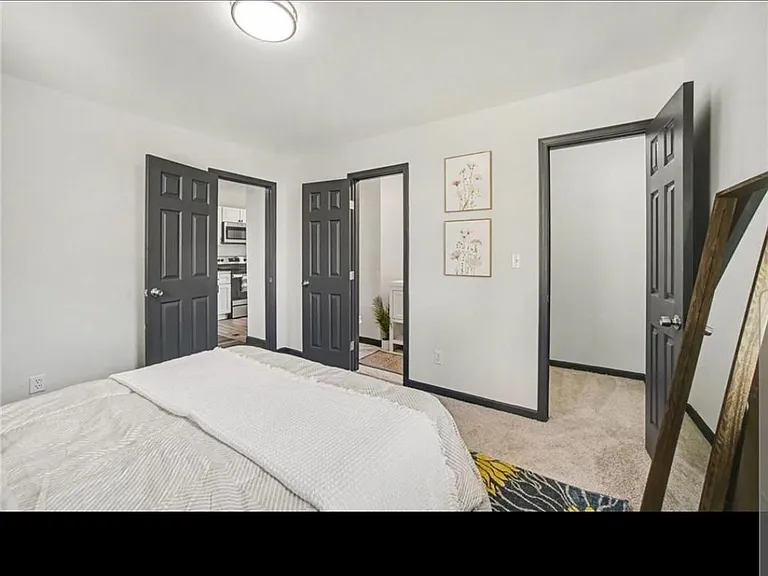 5243 Lyon Ave — Photo 12