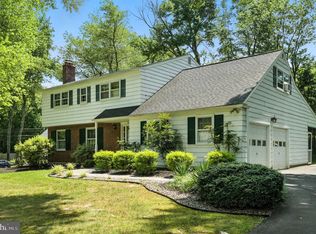 213 Fairfield Dr, Wallingford, PA 19086