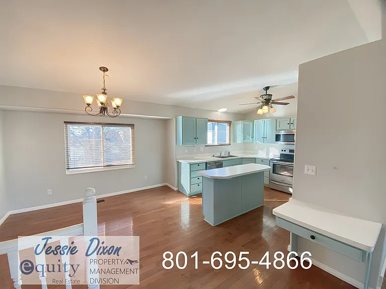 5889 S 3260 W — Photo 6