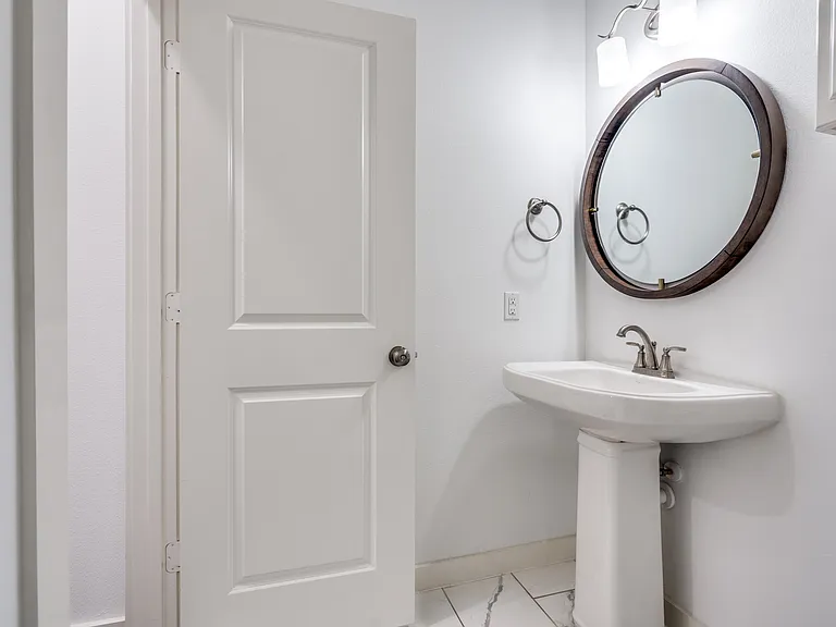 1520 Navasota Trl — Photo 19