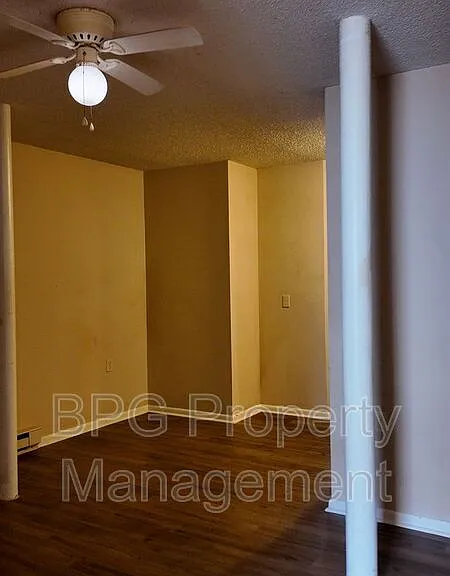 205 N Main St #6 — Photo 6