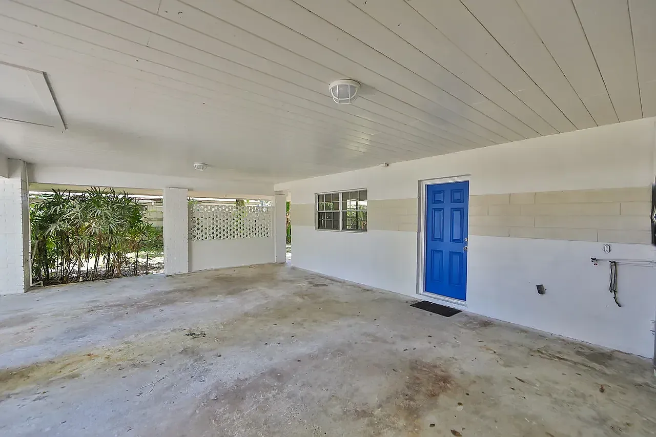 4 bed, 1488 sqft, $2,300 — Photo 3