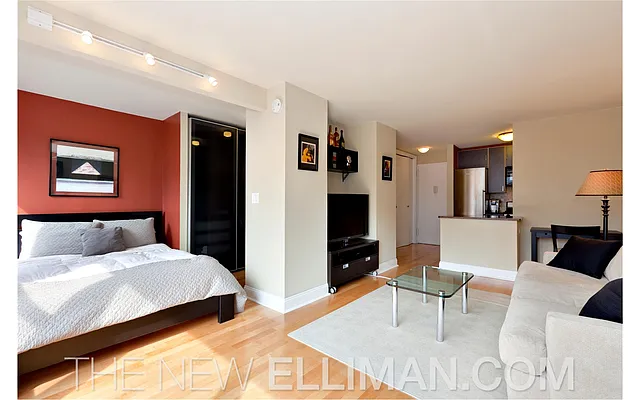 Sold by Douglas Elliman | media 4