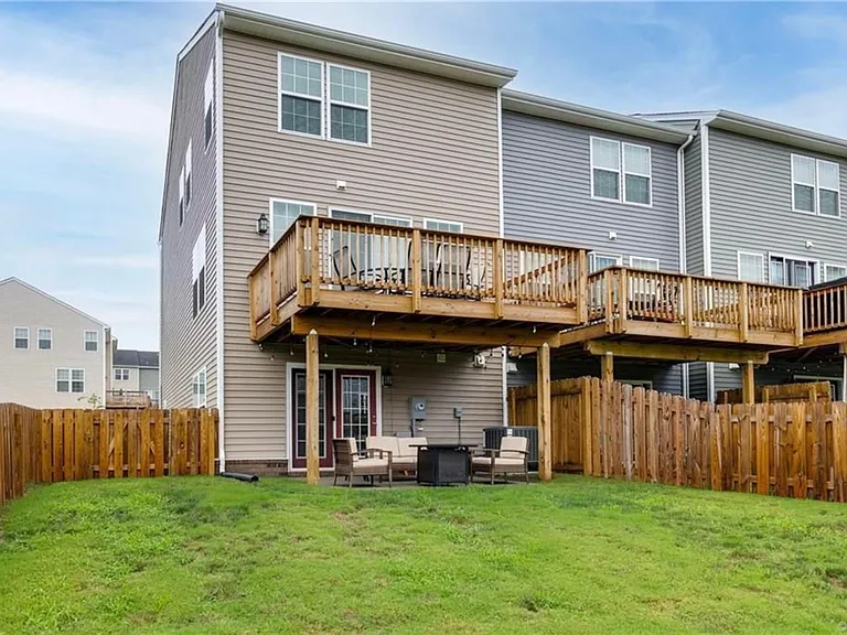 1335 Claytor Ln — Photo 41