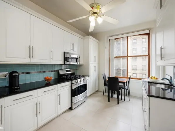 225 West 86th Street image 5 of 20