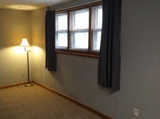 630 W 8th St #6, Fremont, NE 68025