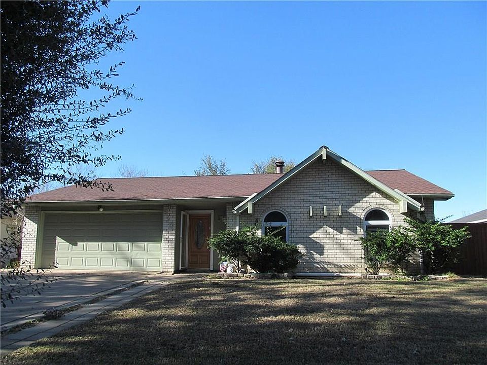 1st image of 310 Clearwood Dr