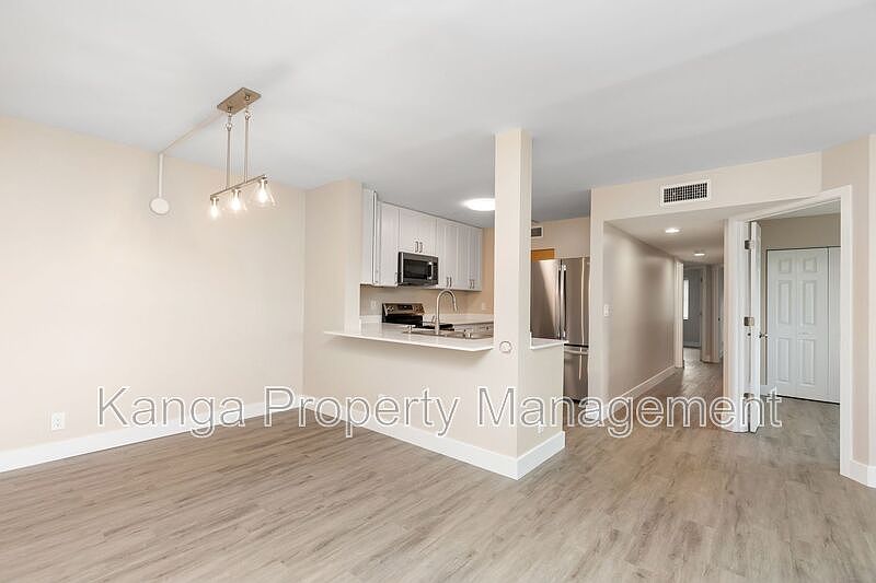 1st image of 11401 NW 35th St