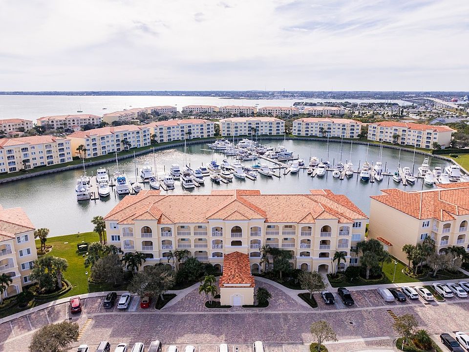 1st image of 9 Harbour Isle Dr E Unit Penthouse 06