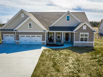 W1823 Heathmor Dr, Sheboygan, WI, 53083