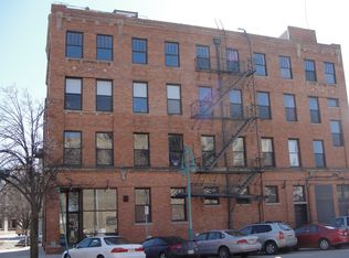 273 E Menomonee St #4, Milwaukee, WI 53202