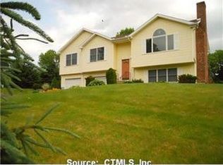 30 High Meadow Ln, Coventry, CT 06238