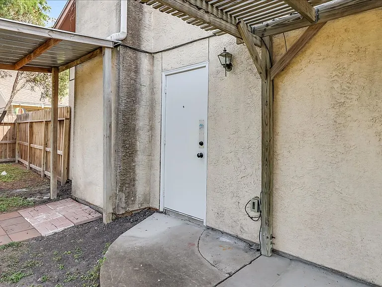 11205 Willowood Creek Dr #C — Photo 30