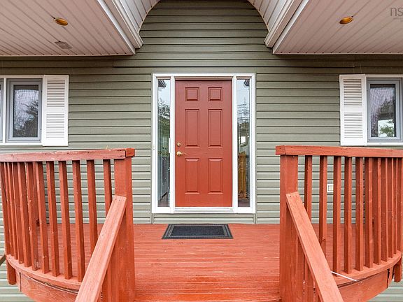 2nd image of 31 Limestone Ave