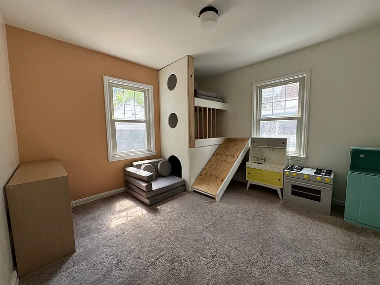 2130 N 6th St — Photo 15