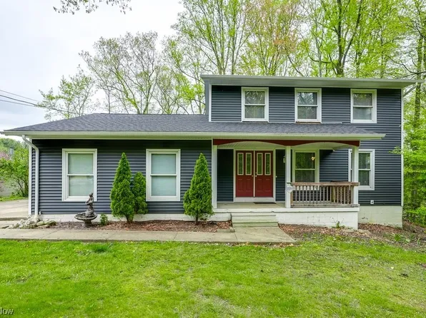 2489 Lansinger Rd, Mogadore, OH 44260