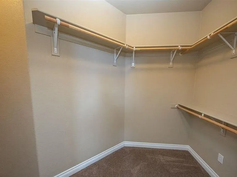 18187 Kodiak Bear Ct — Photo 13