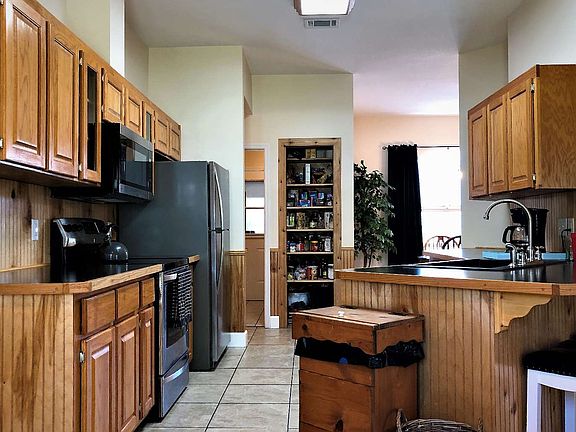 5th image of 399 SW Huntington Gln