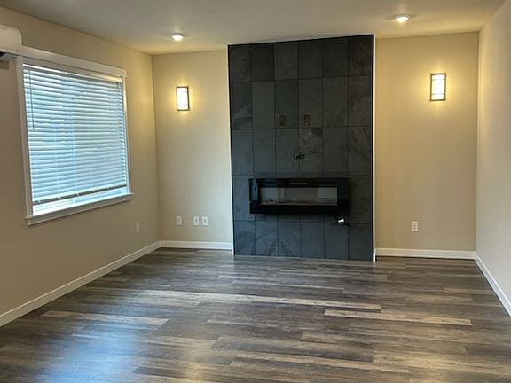 4th image of 10227 Lexington Ave SW