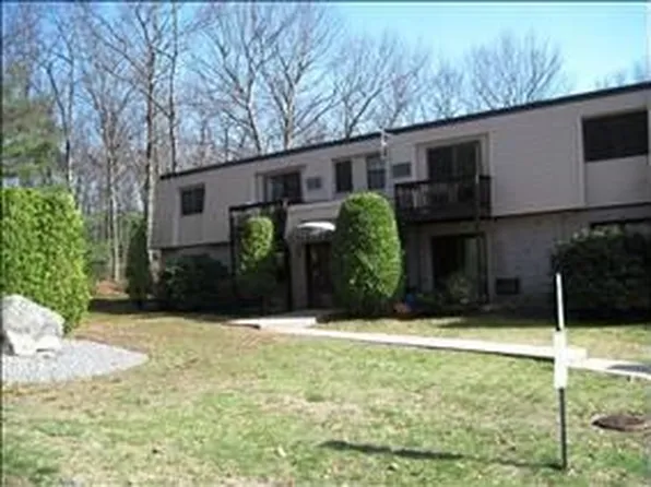 15 Apple Valley Pkwy #3, Smithfield, RI 02917