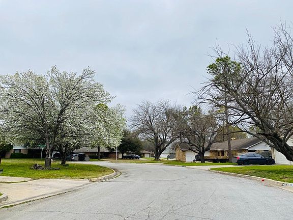 4th image of 7301 Pebbleford Rd