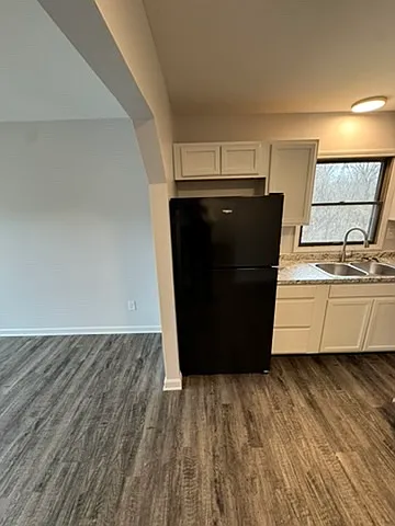 Sunrise Valley Apartments — Photo 42