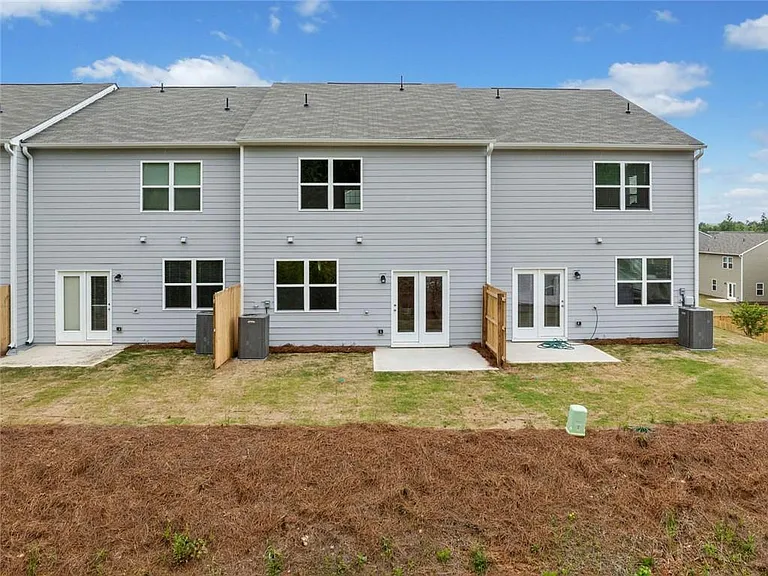 602 Jervis Way — Photo 41