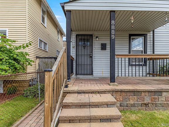 3rd image of 8889 Lane St