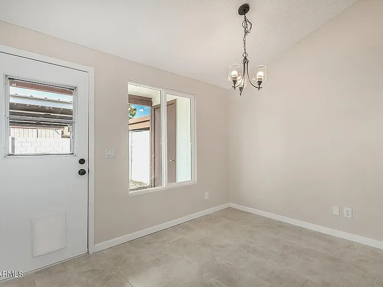 5130 W Joan De Arc Ave — Photo 11