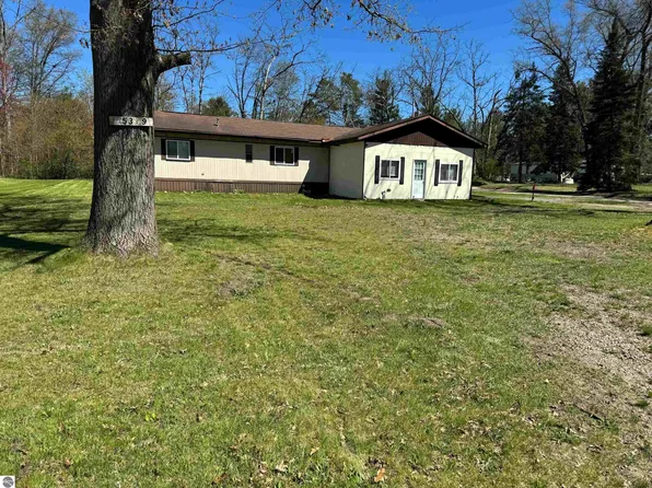 5329 Skunk Hollow Rd, Prescott, MI 48756