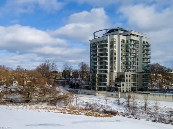 170 Water St N #1206, Cambridge, ON N1R 3B6