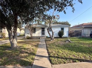 4914 Carroll Ln, Corpus Christi, TX 78415