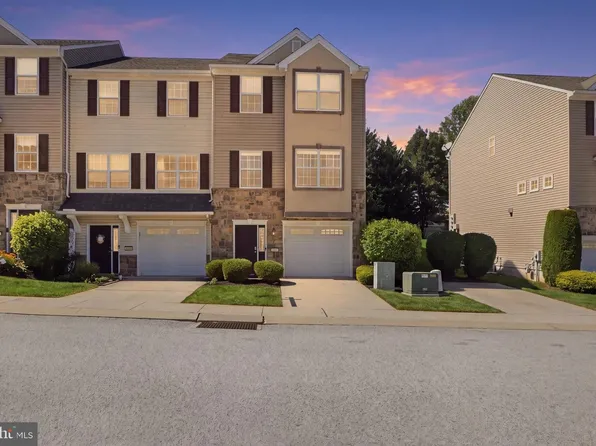2450 Schultz Way, York, PA 17402