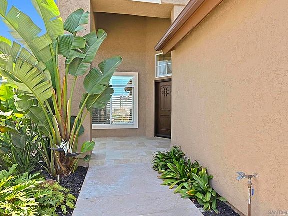 2nd image of 1035 Park Meadows Rd