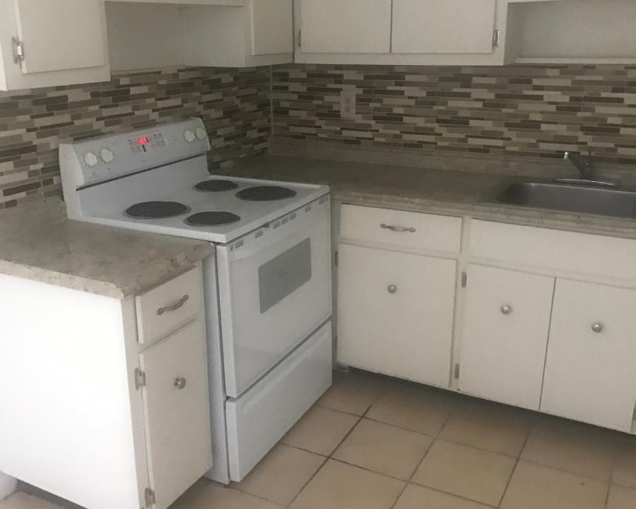 1st image of 15742 NW 39th Pl