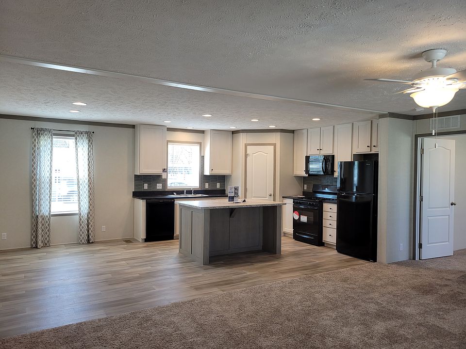 1st image of 9545 Seaway Dr #5