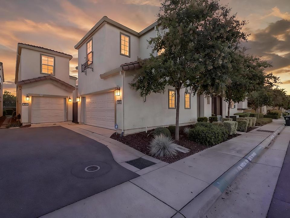 1st image of 5000 Ocean Ln