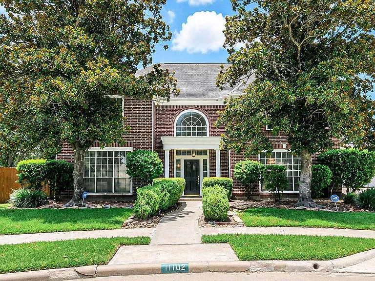 11102 Brook Mill Ct — Photo 1
