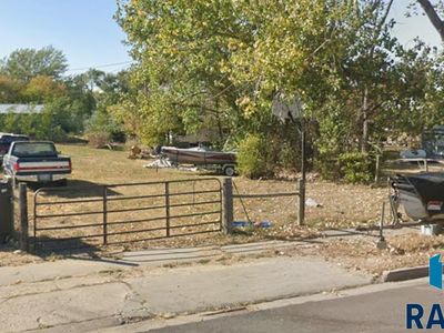 N Lamro St, Winner, SD, 57580