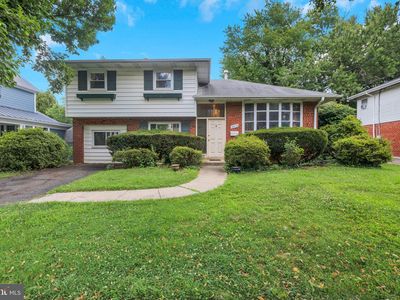 8613 Hartsdale Ave, Bethesda, MD, 20817