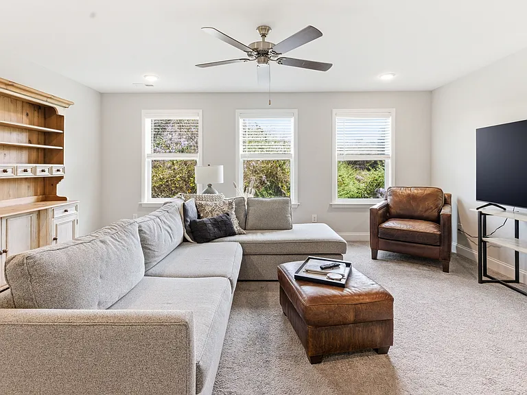 4406 Finch Ln #1 — Photo 9