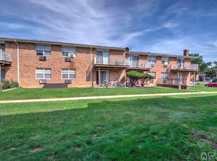 25 Old Millstone Dr, Hightstown, NJ 08520