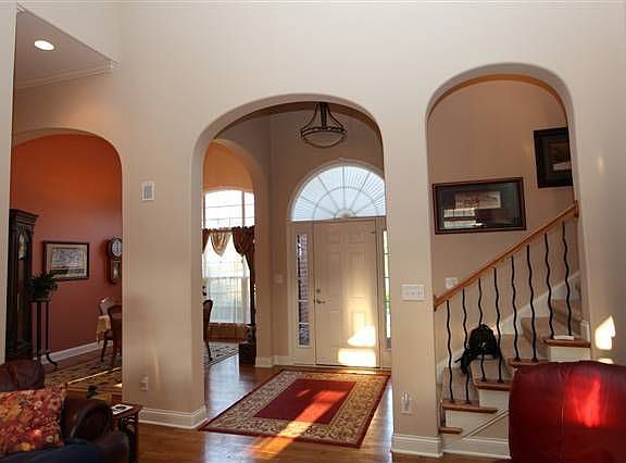 3rd image of 2641 Danhaven Dr